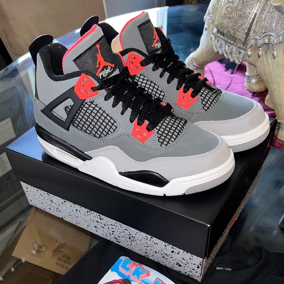 infrared jordans 4